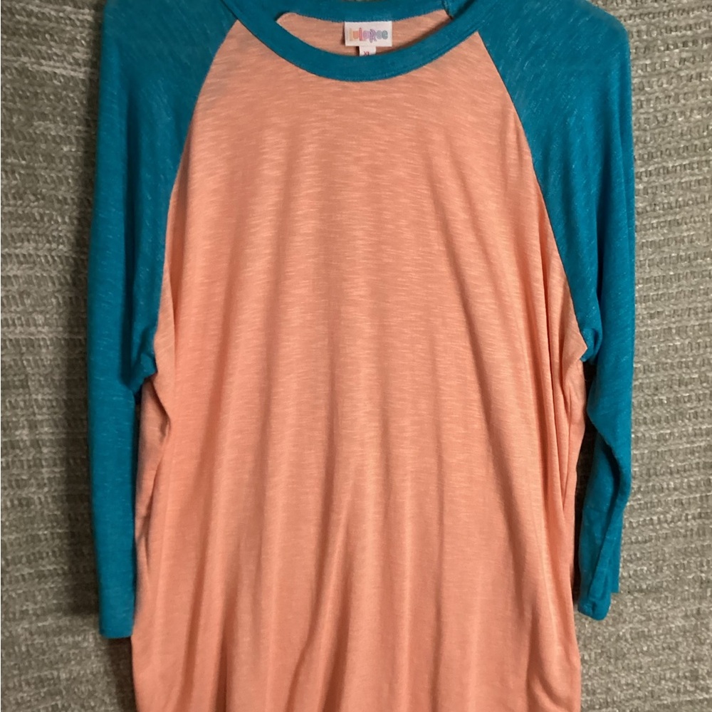 LuLaRoe 3/4 Sleeve Tee